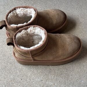 Ugg Ultra Mini Classic Boot